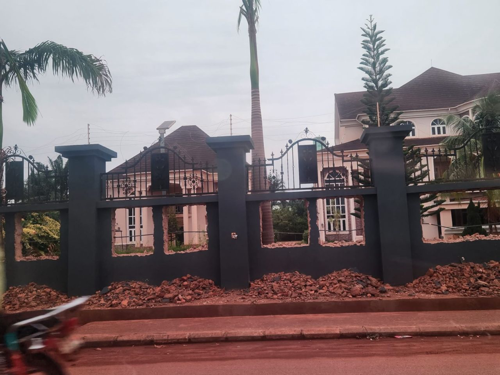 Popular Nigerian Business Mogul Converts his Private Mansion to Hospital