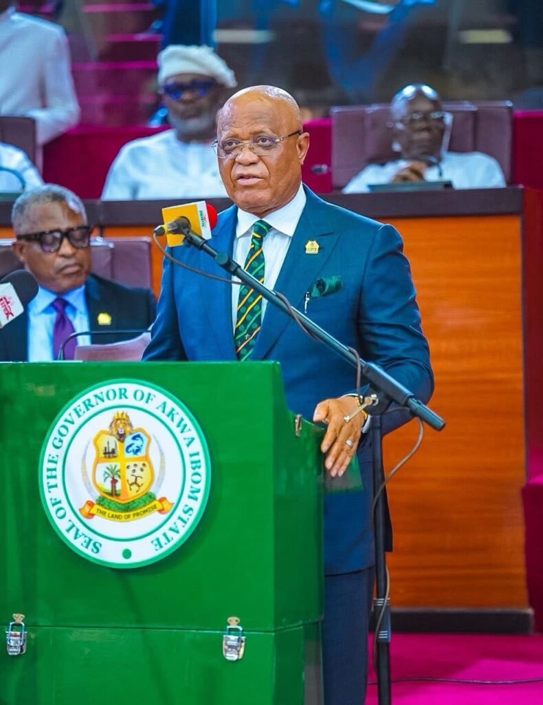 Governor Umo Eno Issues Fresh Matching Order to Contractors